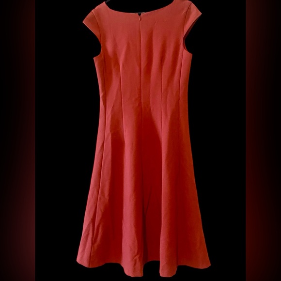 Ann Taylor | Ann Taylor Red Paneled V-Neck Flare Dress | Easter Dress NWT 4 - Picture 8 of 9